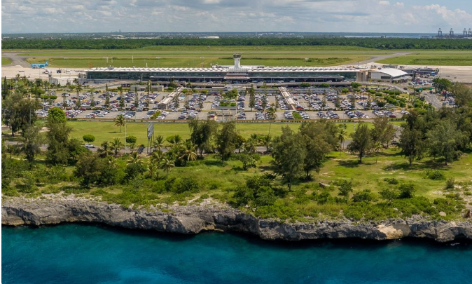 VINCI Airports informó que alcanzó nuevos récords en términos de pasajeros y libras transportadas para los seis aeropuertos dominicanos bajo su responsabilidad, durante el 2023.