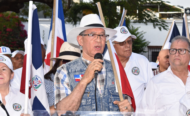 La actividad patriótica y recreativa para toda la familia es organizada por el Instituto Duartiano, en el marco de las actividades del 211 aniversario del natalicio del patricio Juan Pablo Duarte