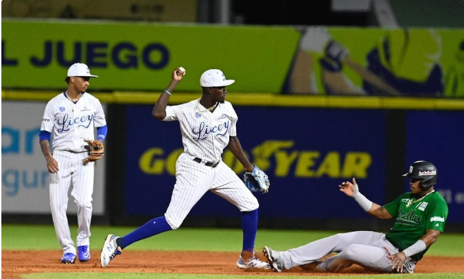 Los Tigres del Licey obtuvieron el pasado jueves su pase a la serie final al vencer 4-3 a las Gigantes del Cibao, en partido efectuado en el Estadio Quisqueya-Juan Marichal.