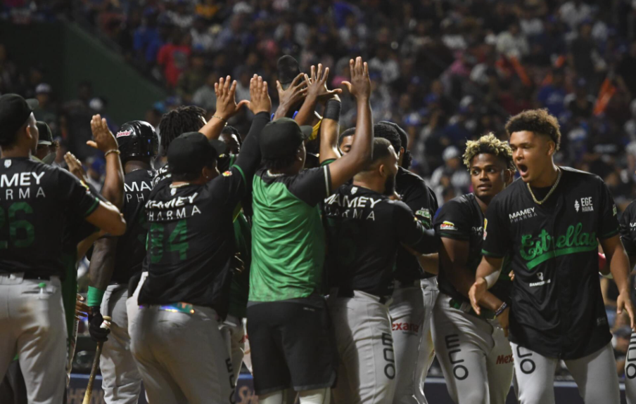 Estrellas vencen 4-3 a los Tigres y provocan un séptimo y decisivo partido